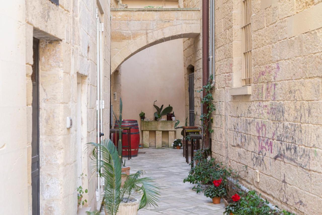 Bed and Breakfast Casa Mamma Elvira Lecce Exterior foto