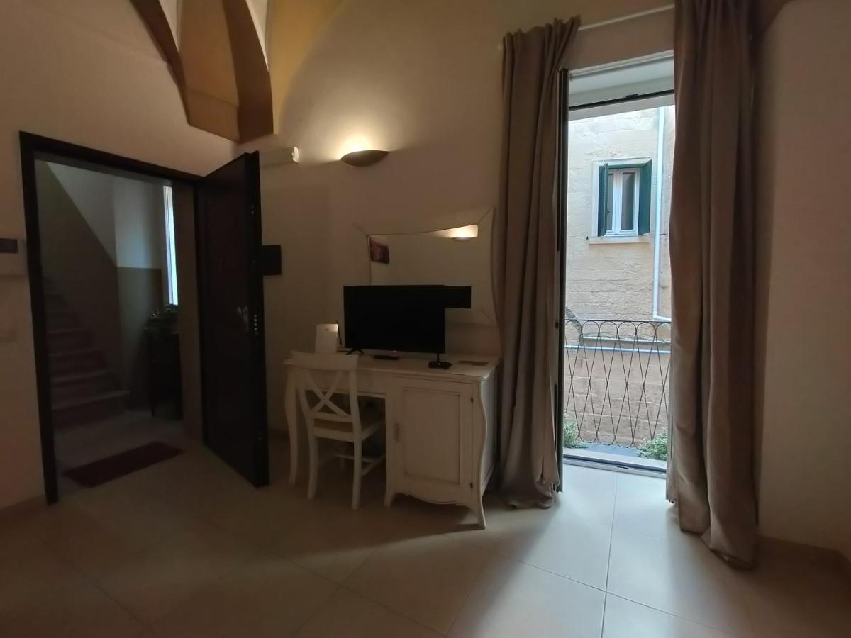 Bed and Breakfast Casa Mamma Elvira Lecce Exterior foto